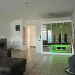 75 Qm Am Niederrhein Mit Privater Sauna דירה *